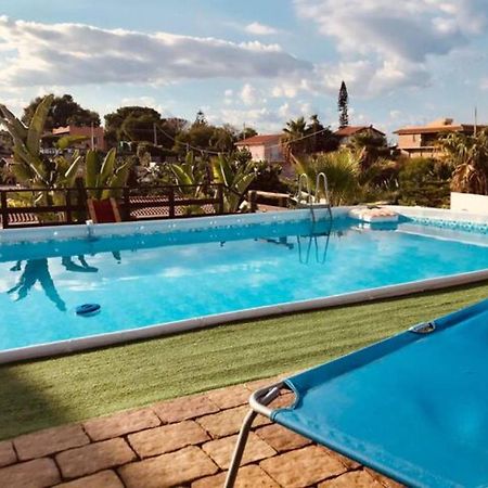 Al Meriggio Apartments บรูโกลี ภายนอก รูปภาพ